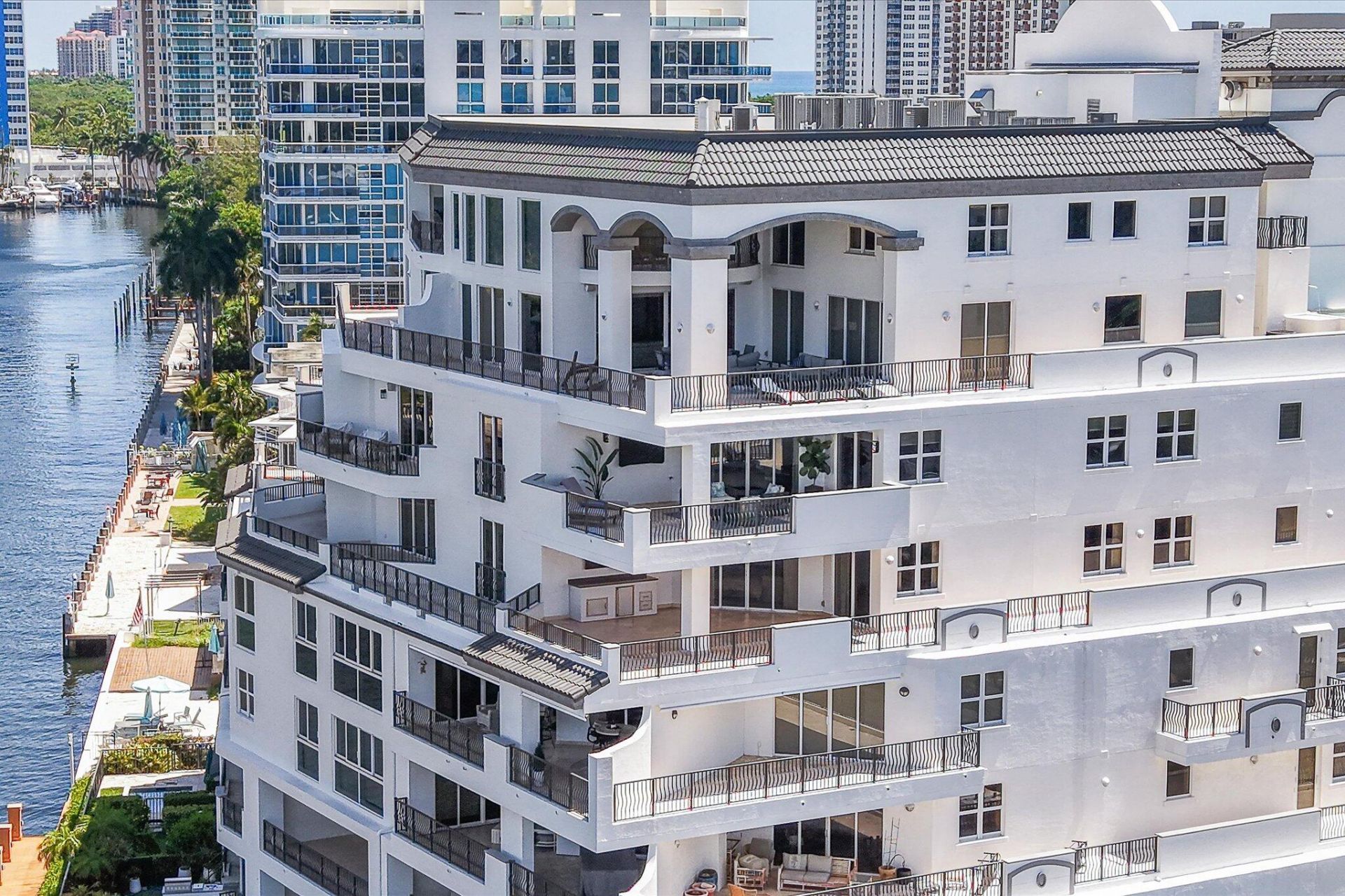 615 Bayshore Drive, Unit 603, Fort Lauderdale, FL 33304 Photo