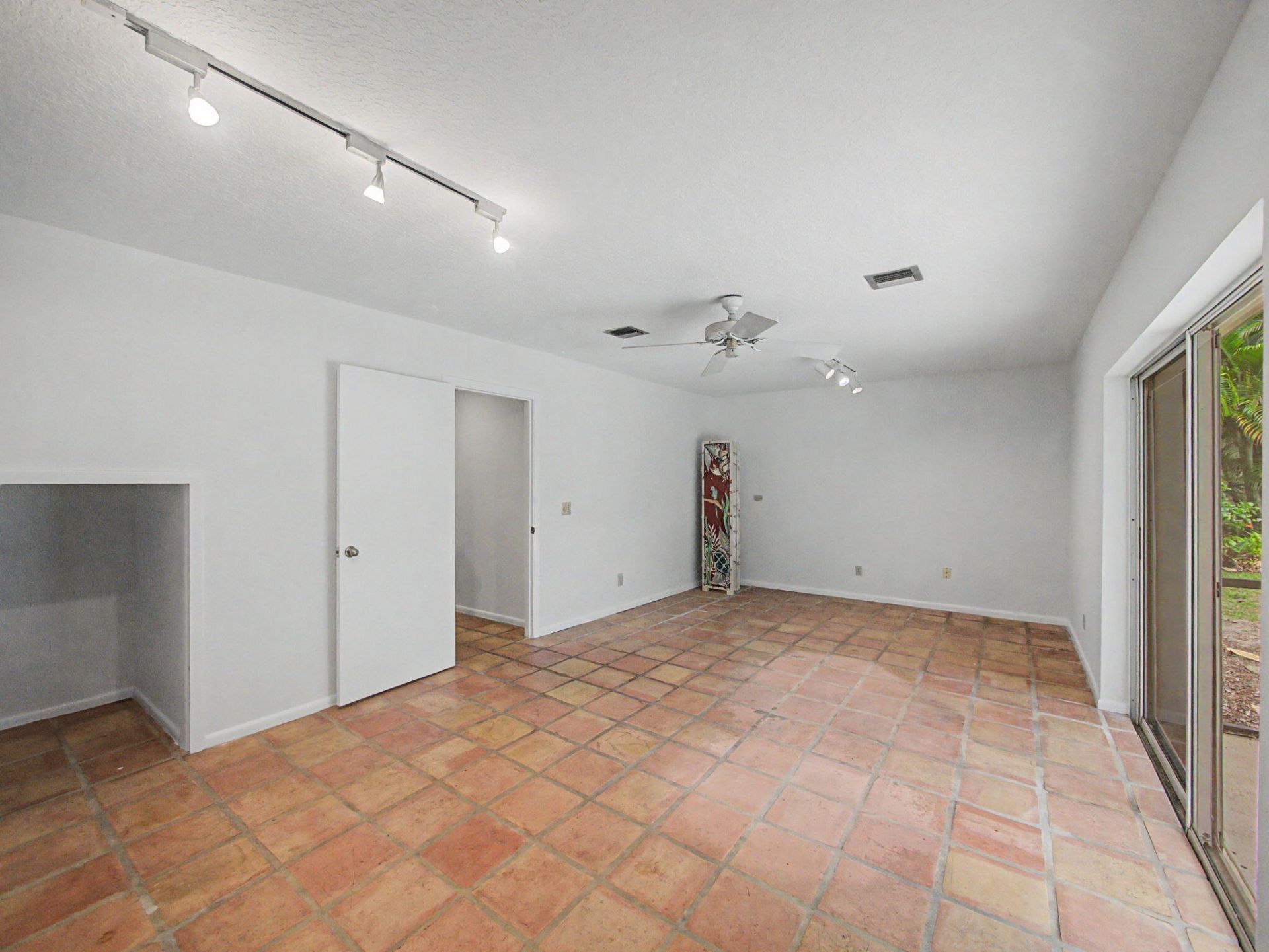 14 Emarita Way, Sewalls Point, FL 34996 Photo