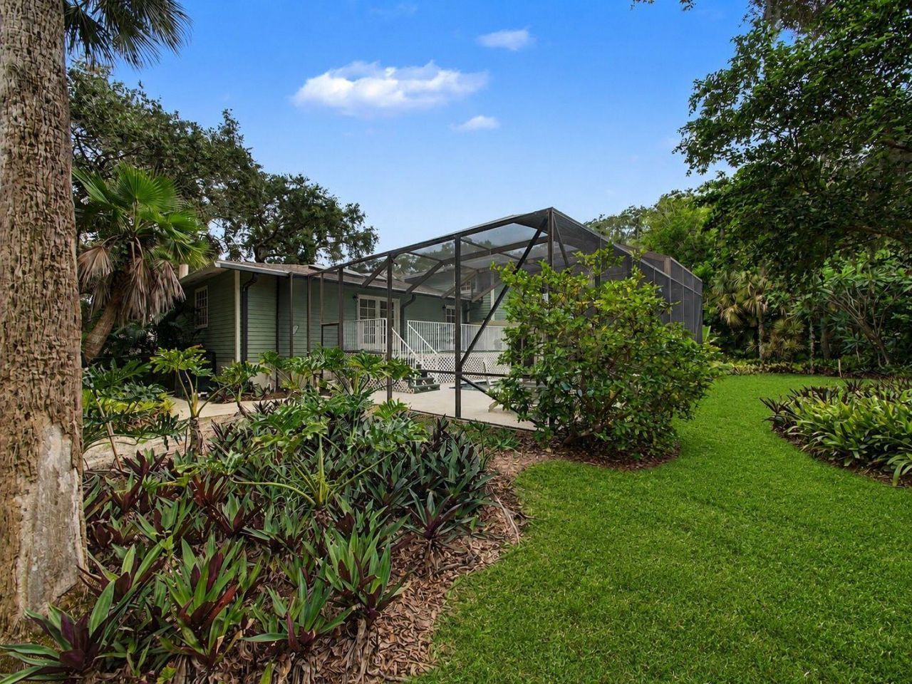 14 Emarita Way, Sewalls Point, FL 34996 Photo