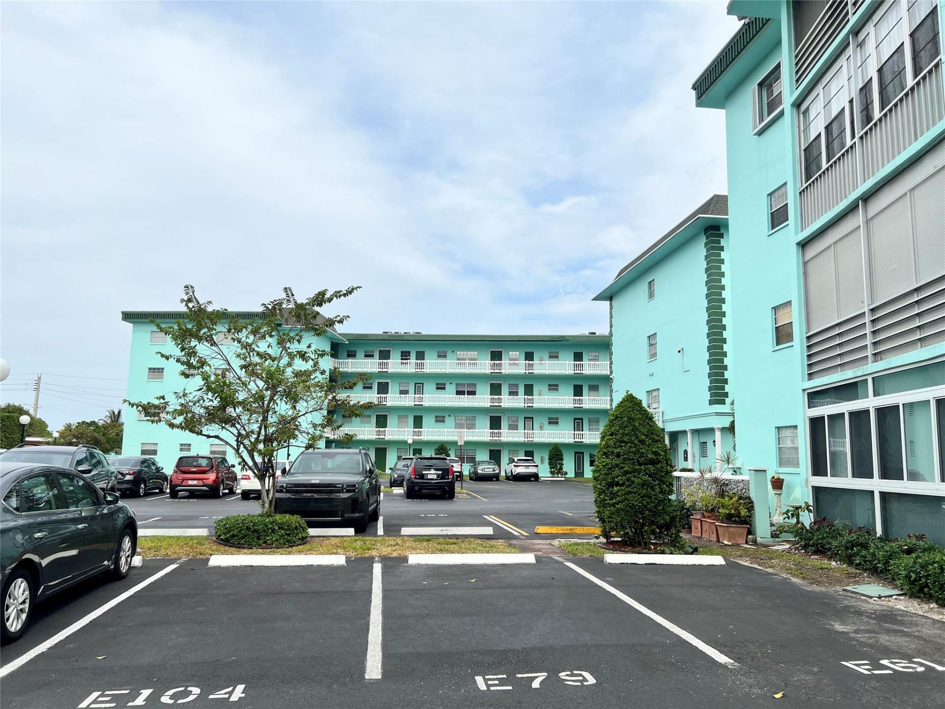 4141 NW 44th Avenue, Unit 116, Lauderdale Lakes, FL 33319 Photo
