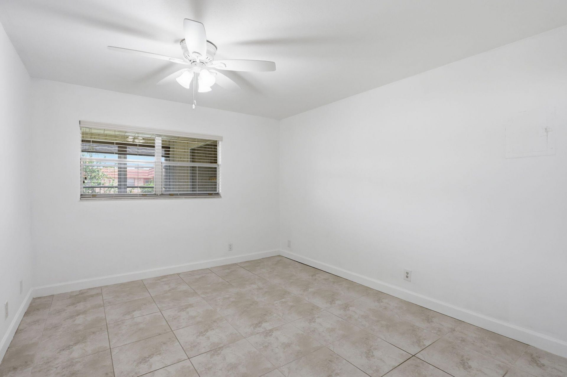 164 Seville G, Delray Beach, FL 33446 Photo