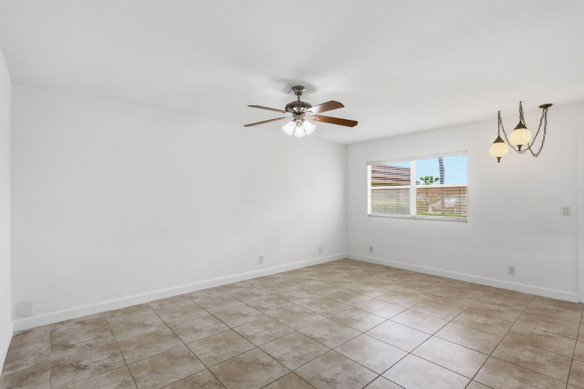 164 Seville G, Delray Beach, FL 33446 Photo