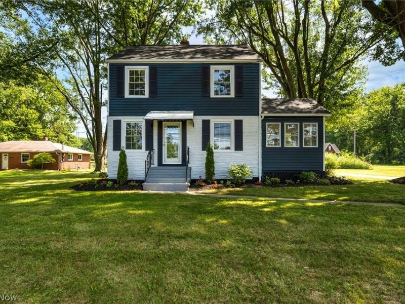 26479 Bagley Road, Olmsted Falls, OH 44138 Photo 2
