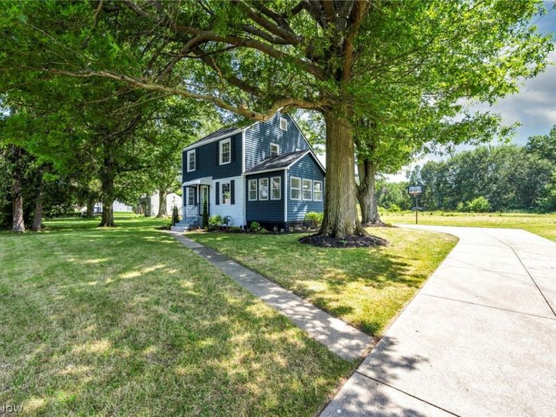 26479 Bagley Road, Olmsted Falls, OH 44138 Photo 5