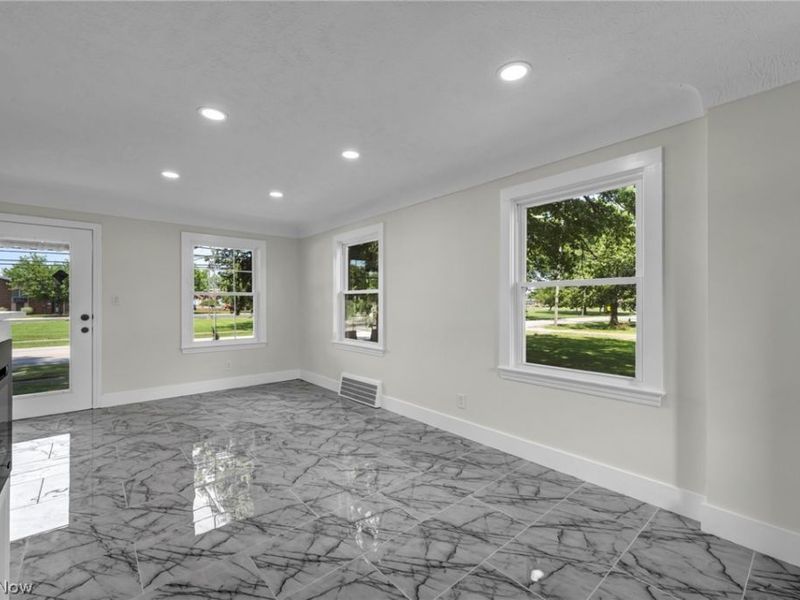 26479 Bagley Road, Olmsted Falls, OH 44138 Photo 7