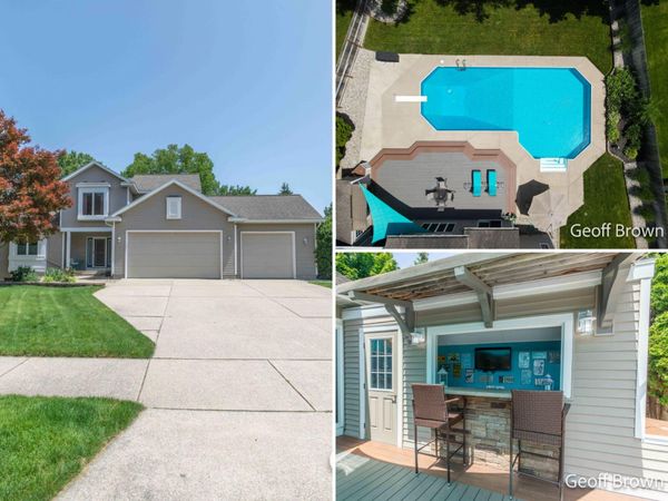 1019 SW Woodspointe Drive SW, Byron Center, MI 49315
