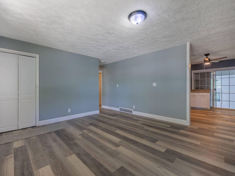 5082 Leedale Drive, Dayton, OH 45417 Photo 4