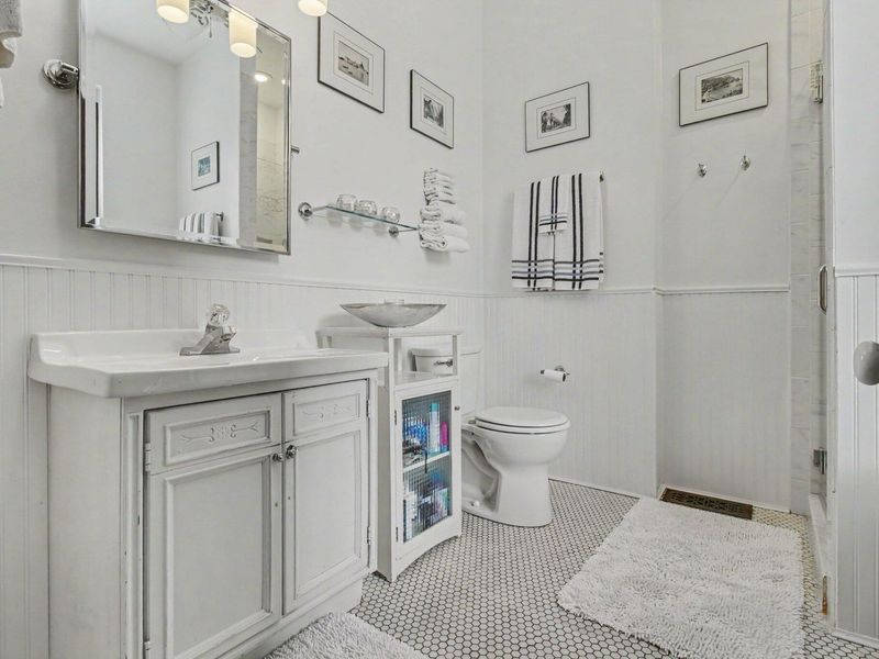 127 West Robbins Street, Covington, KY 41011 Photo 17