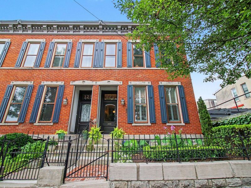 127 West Robbins Street, Covington, KY 41011 Photo 2