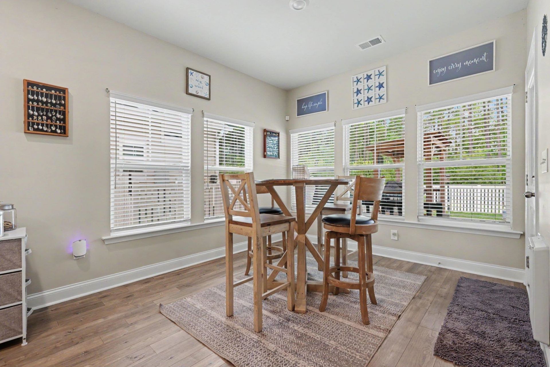 1108 Harbison Circle  Photo 12