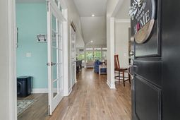 1108 Harbison Circle  photo 4