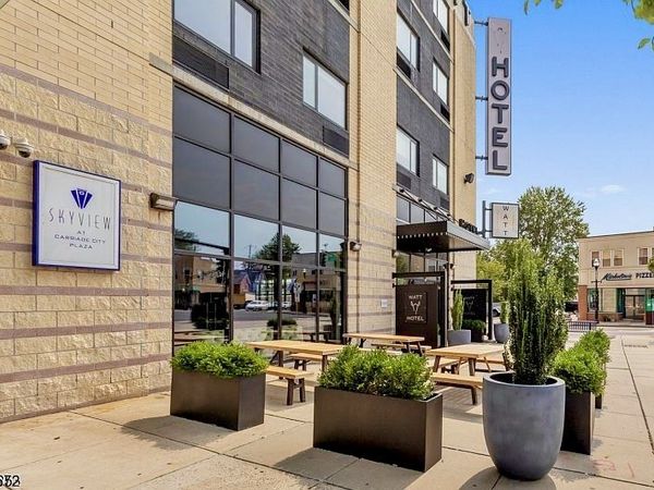 1 Carriage City Plz, Unit 1213, Rahway, NJ 07065
