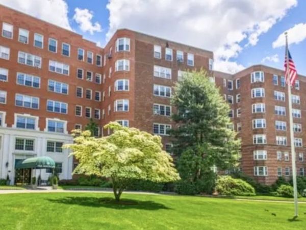 10 Crestmont Rd, Montclair, NJ 07042