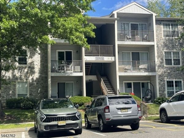 237 Robertson Way, Lincoln Park, NJ 07035