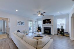 404 Lombard Way  photo 4