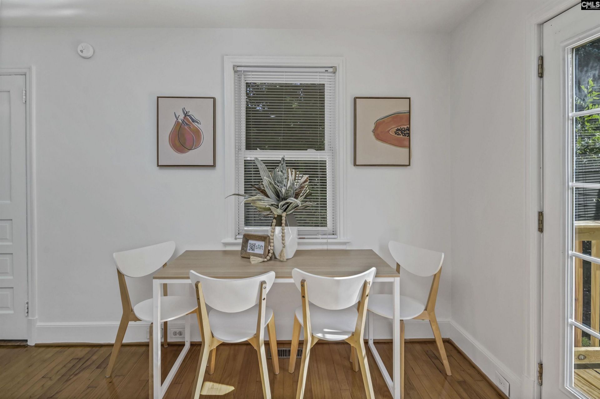 724 Pembroke Avenue  Photo 12
