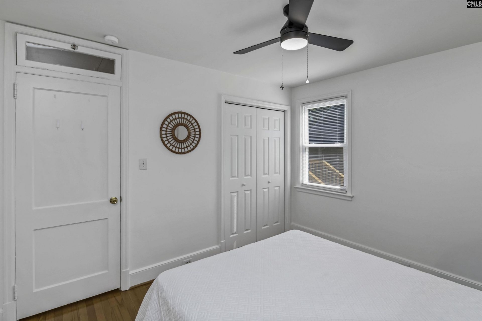 724 Pembroke Avenue  Photo 16