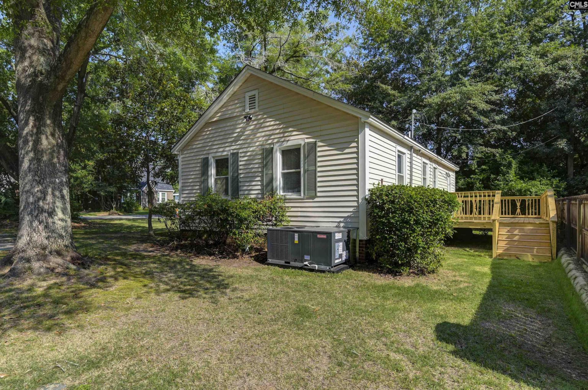 724 Pembroke Avenue  Photo 30