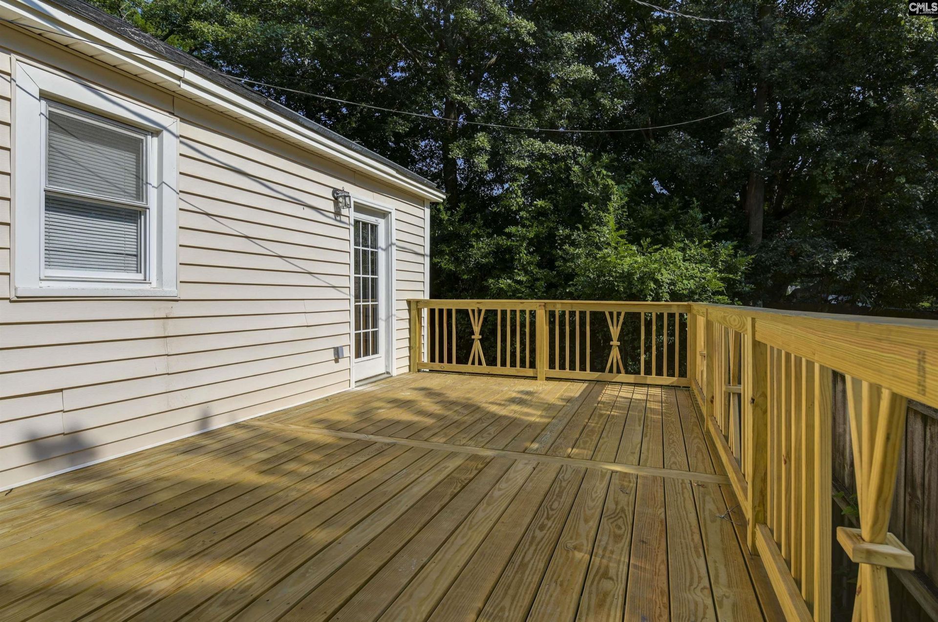 724 Pembroke Avenue  Photo 33