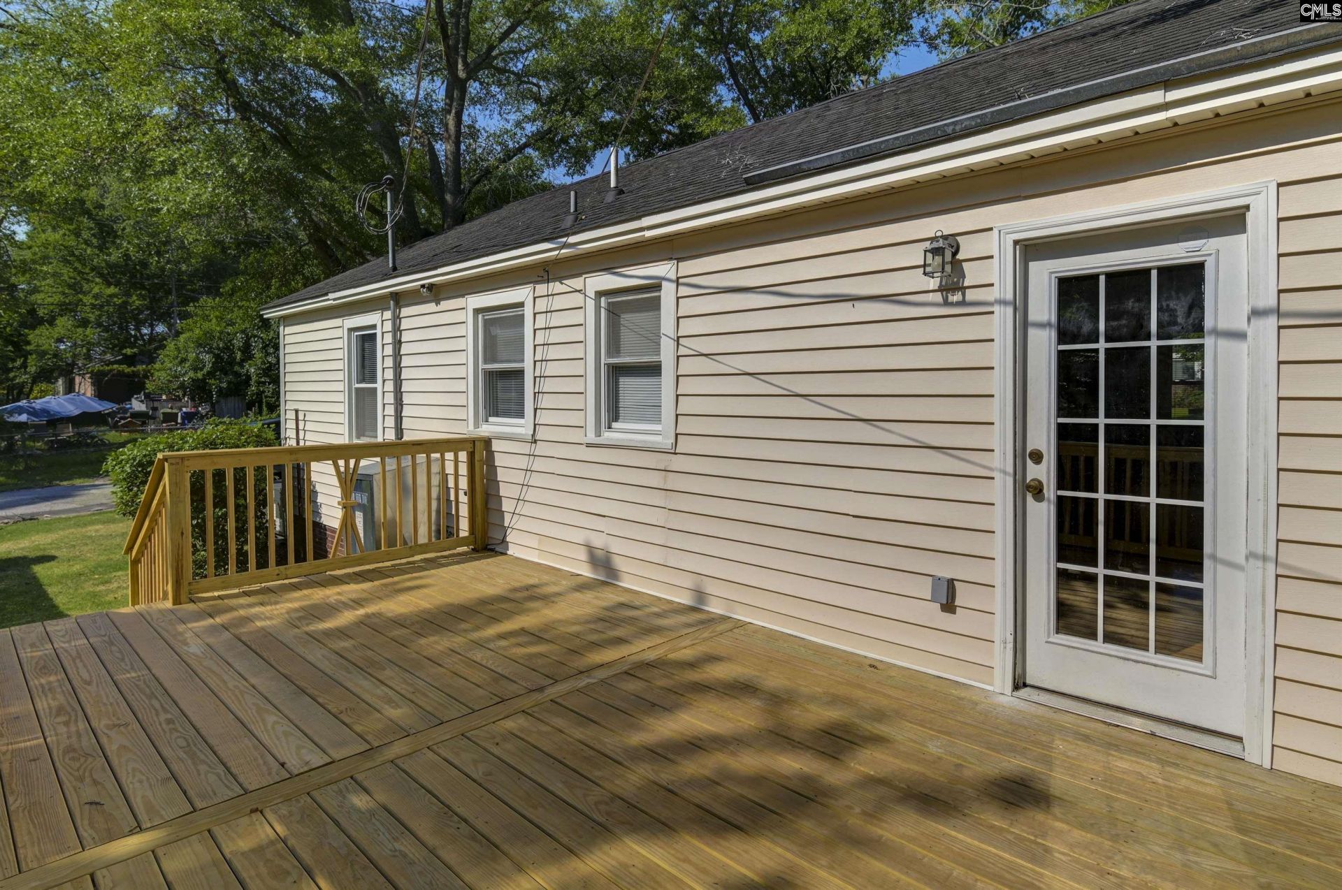 724 Pembroke Avenue  Photo 35