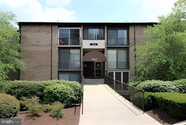 7804 HANOVER PARKWAY , GREENBELT, MD 20770