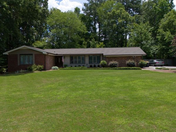 109 Rollingwood Circle NW, Rome, GA 30165