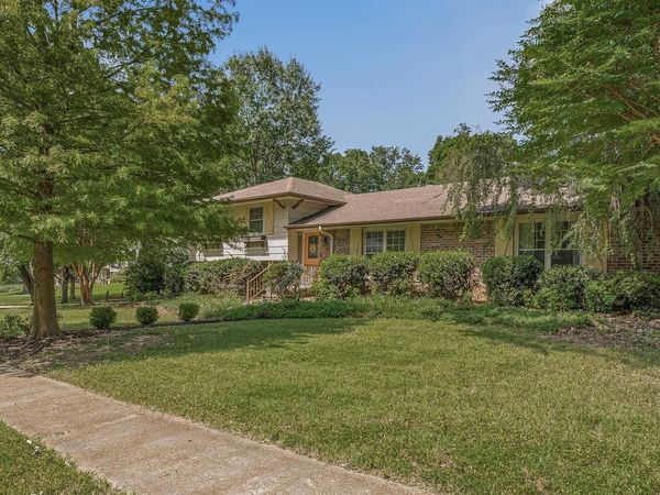 1601 Dupwe Drive, Jonesboro, AR 72401