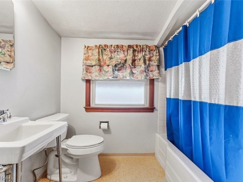 7506 Briarcliff Parkway, Middleburg Heights, OH 44130 Photo 24