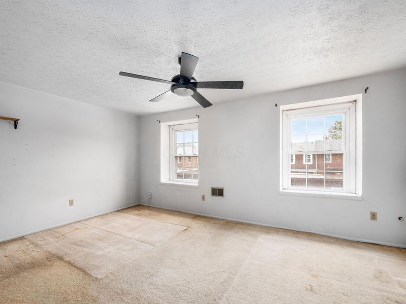 604 Pamlico Street, Unit X8, Columbus, OH 43228 Photo 18