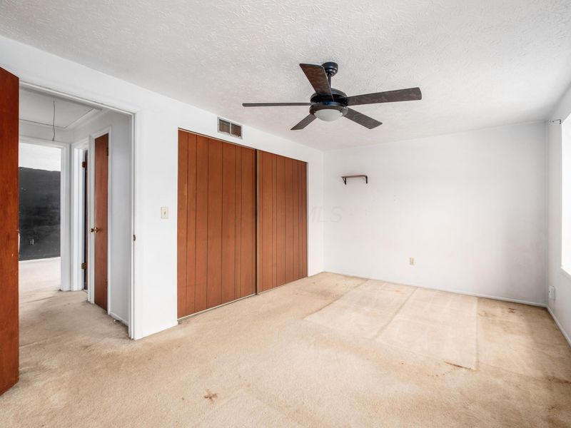 604 Pamlico Street, Unit X8, Columbus, OH 43228 Photo 19