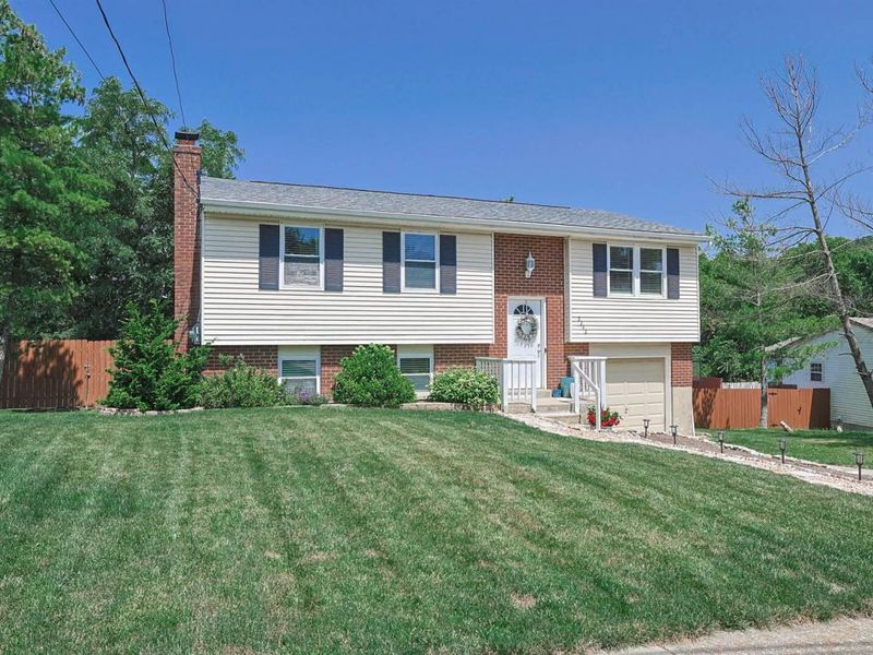 2242 Wideview Drive, Covington, KY 41011 Photo 2