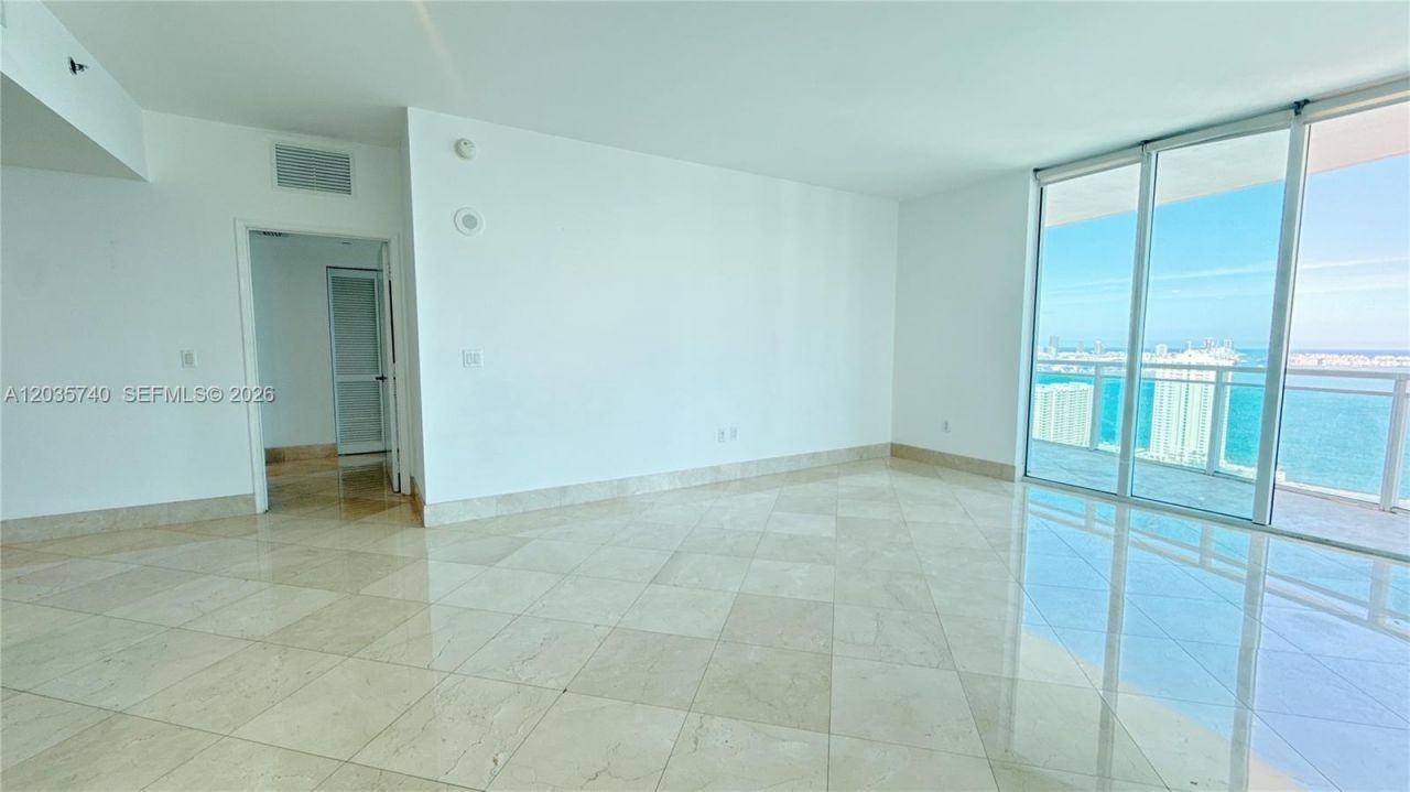950 Brickell Bay Dr , Unit 3411, Miami, FL 33131 Photo