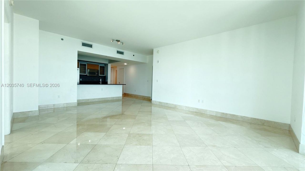 950 Brickell Bay Dr , Unit 3411, Miami, FL 33131 Photo