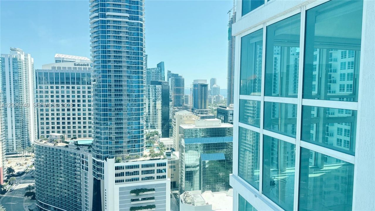 950 Brickell Bay Dr , Unit 3411, Miami, FL 33131 Photo