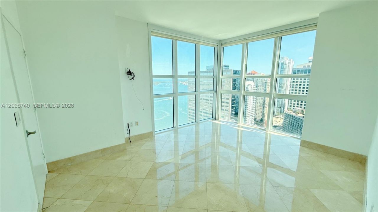 950 Brickell Bay Dr , Unit 3411, Miami, FL 33131 Photo