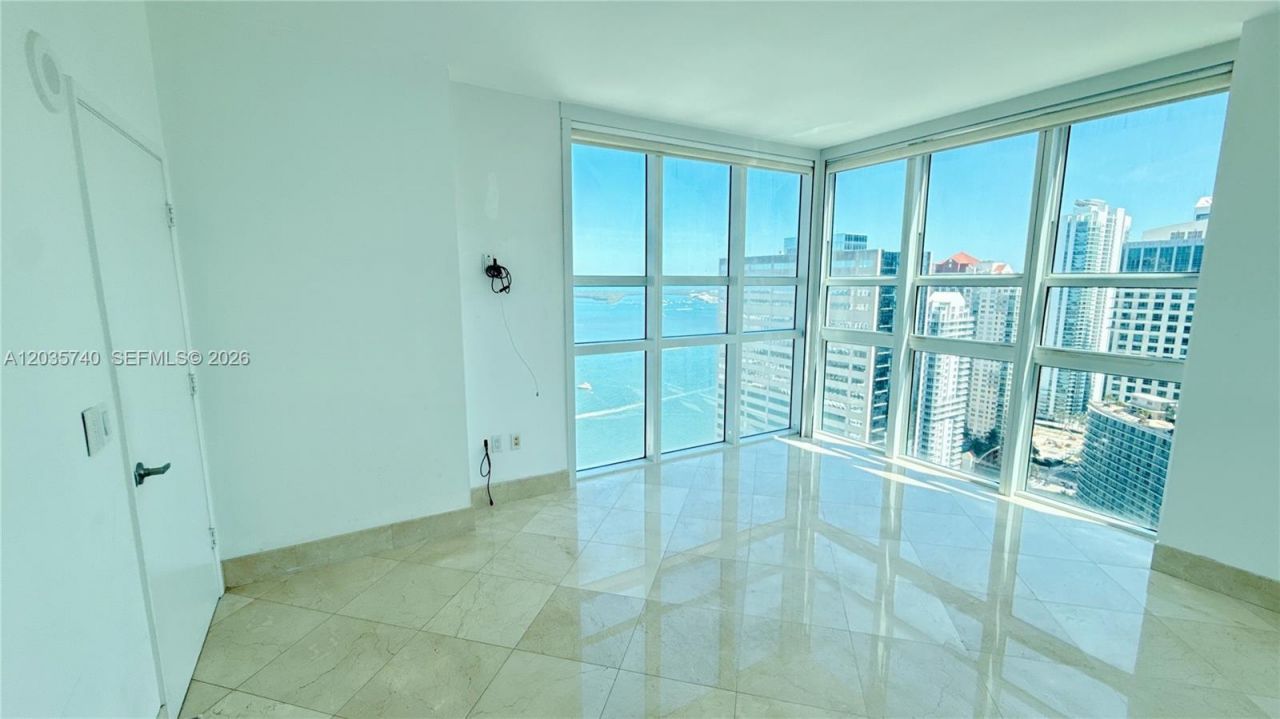 950 Brickell Bay Dr , Unit 3411, Miami, FL 33131 Photo