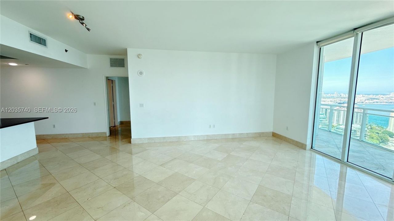 950 Brickell Bay Dr , Unit 3411, Miami, FL 33131 Photo