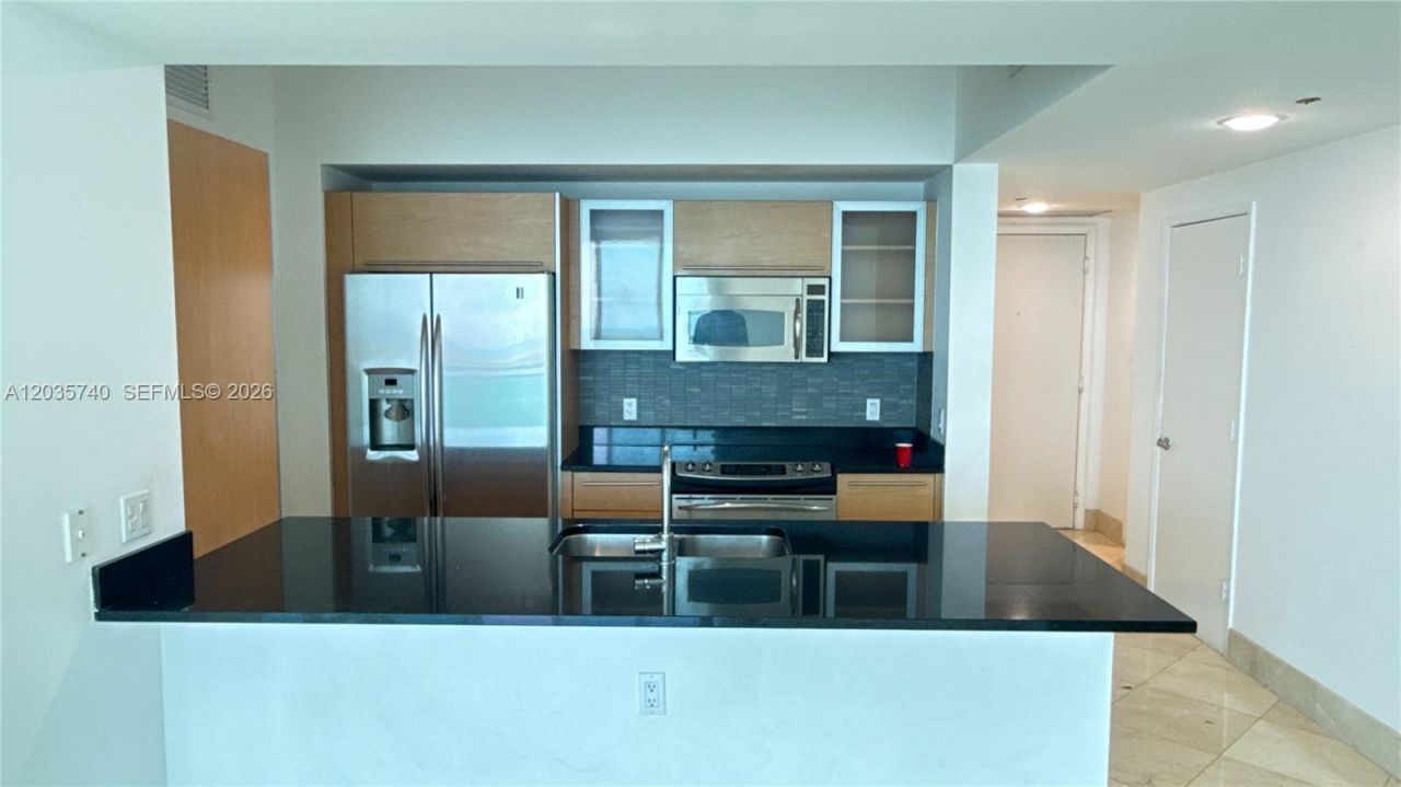 950 Brickell Bay Dr , Unit 3411, Miami, FL 33131 Photo