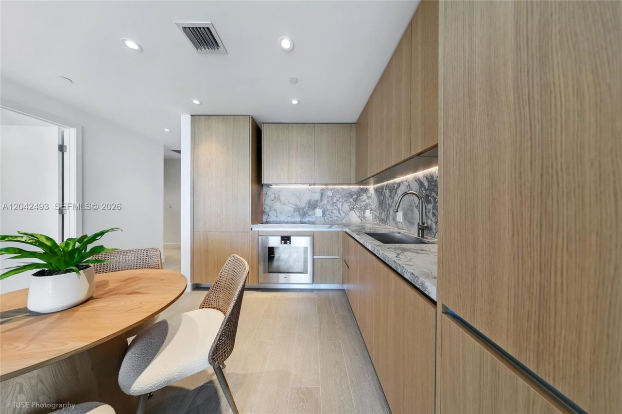 500 Alton Rd , Unit 1906, Miami Beach, FL 33139 Photo