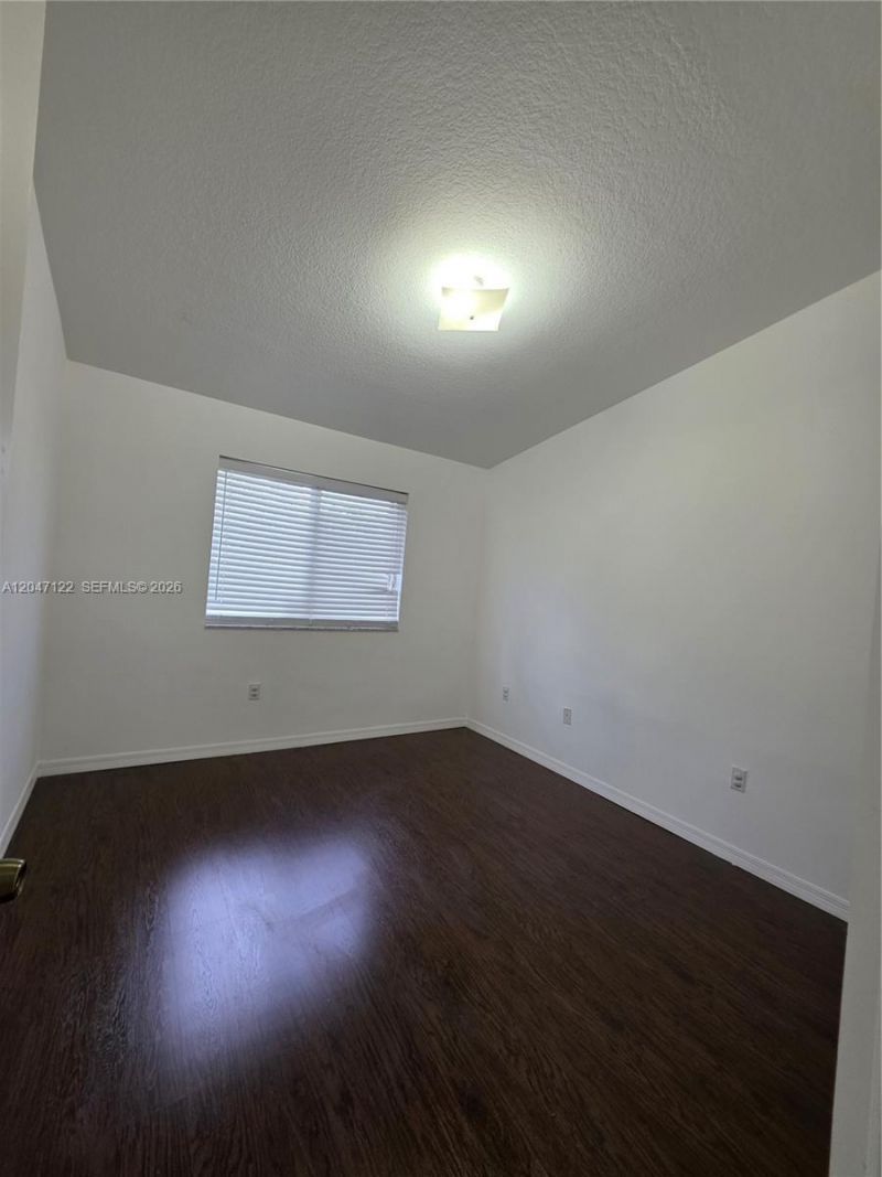 3398 NE 9th Dr , Unit 204, Homestead, FL 33033 Photo