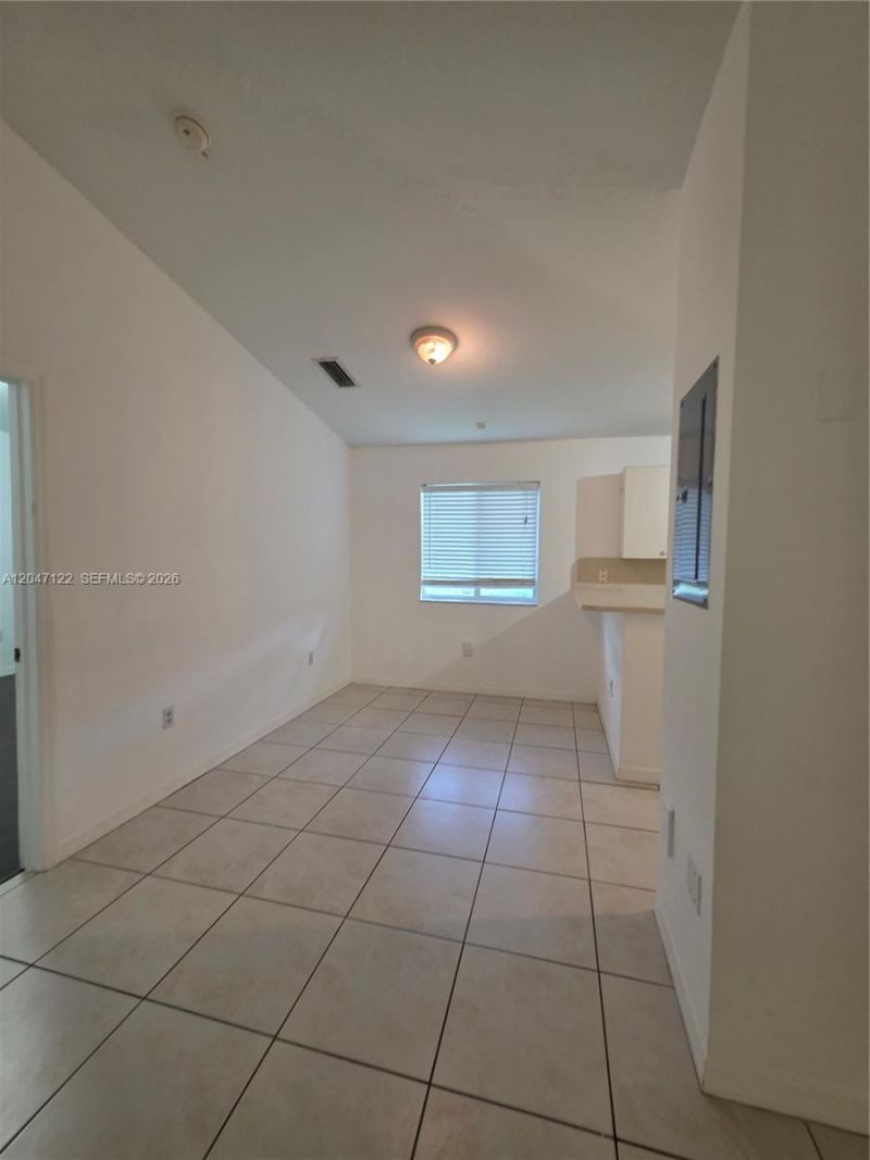 3398 NE 9th Dr , Unit 204, Homestead, FL 33033 Photo
