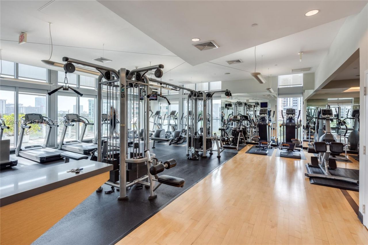 79 SW 12th St , Unit 1105-S, Miami, FL 33130 Photo