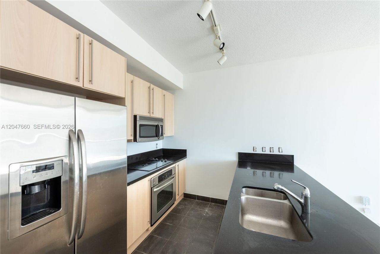 79 SW 12th St , Unit 1105-S, Miami, FL 33130 Photo