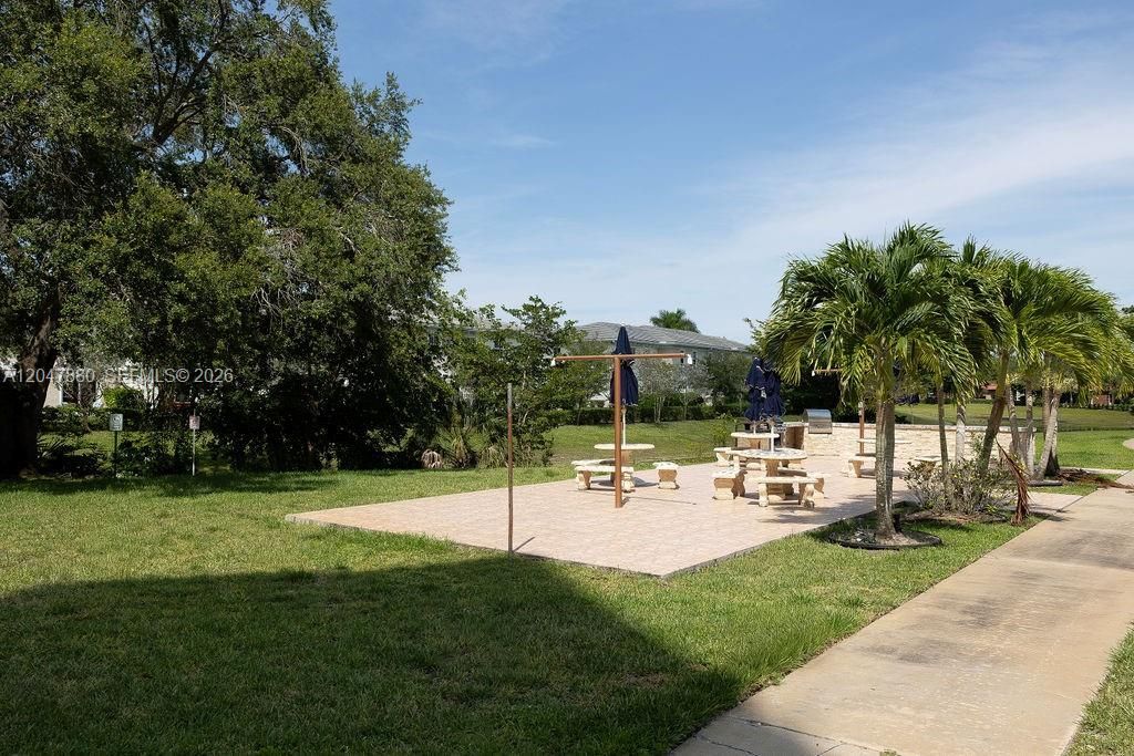 3575 Broken Woods Dr , Unit 303, Coral Springs, FL 33065 Photo