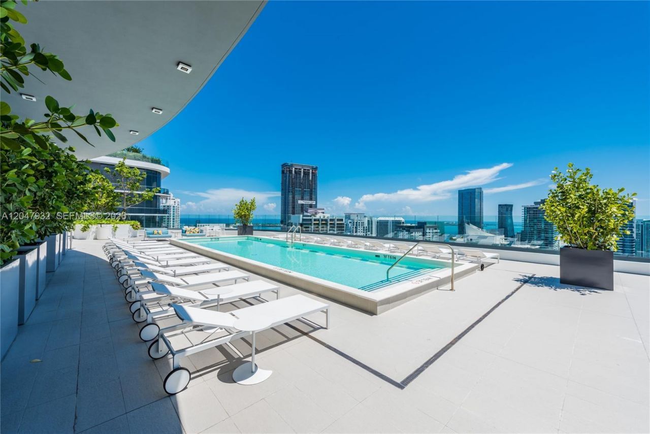 55 SW 9th Street , Unit 2102, Miami, FL 33130 Photo