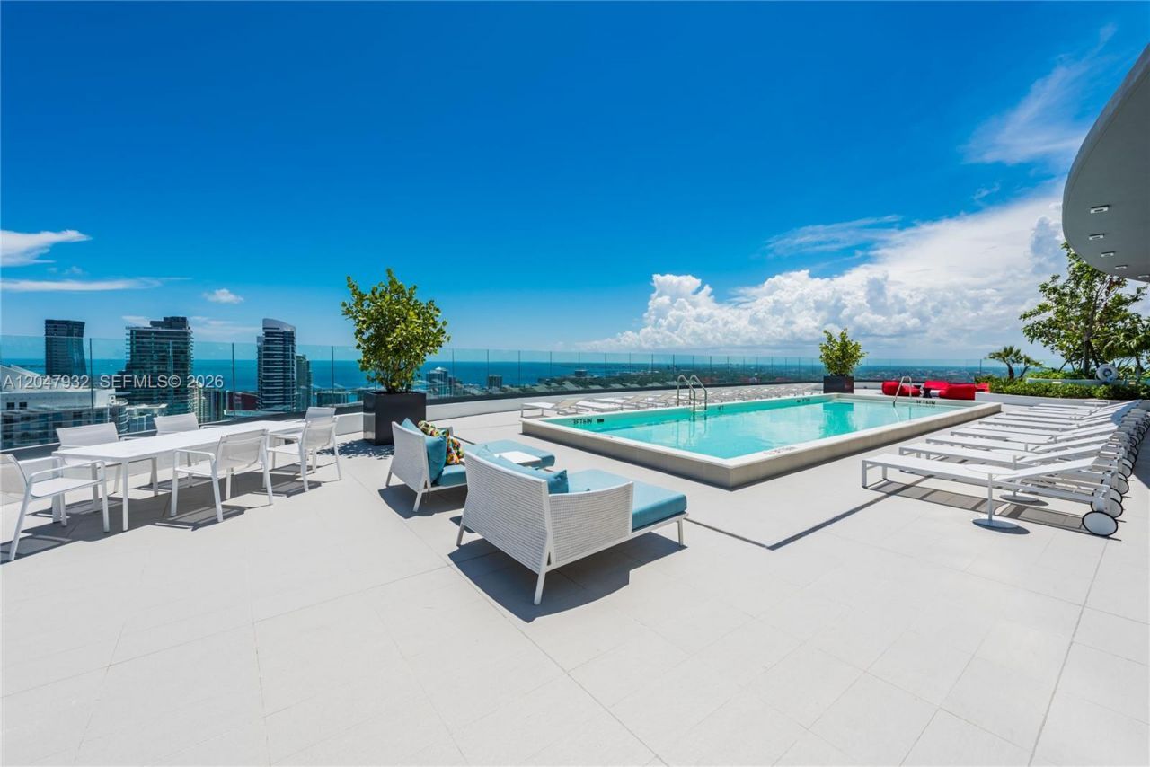 55 SW 9th Street , Unit 2102, Miami, FL 33130 Photo