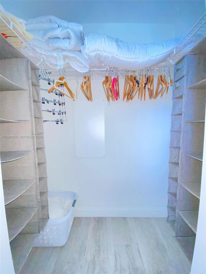 55 SW 9th Street , Unit 2102, Miami, FL 33130 Photo