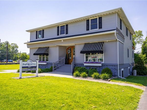 581 Whitney Road W, Fairport, NY 14450