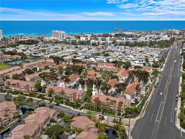 21038 Poolside, Huntington Beach, CA 92648