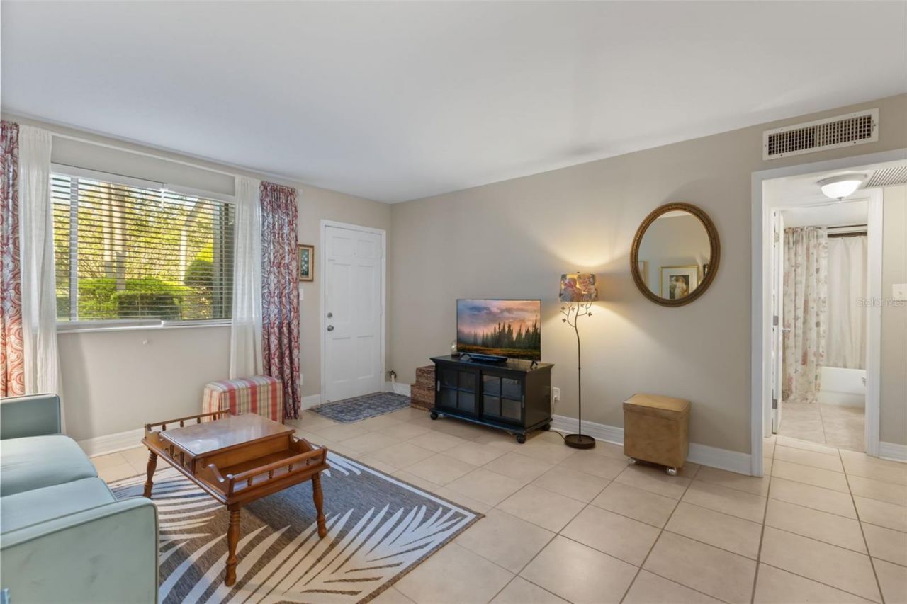 1250 S Denning Drive, Unit 109, Winter Park, FL 32789 Photo